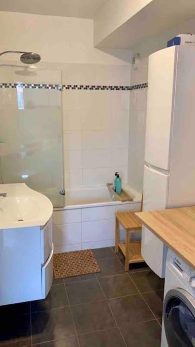 Apartamento Grand Appt Proche Paris Parking Aubervilliers Exterior foto